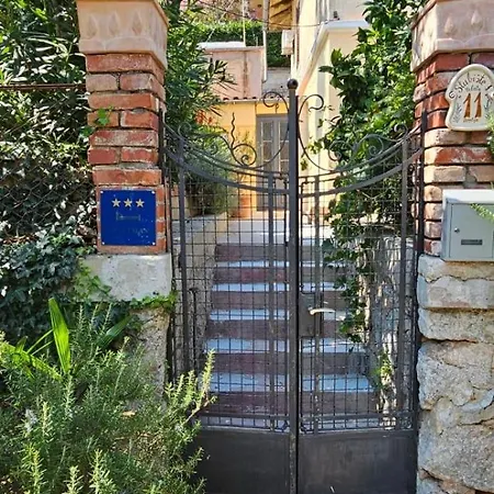 Petite Provence Aux Mandarines *